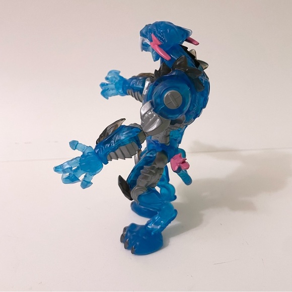 MrBeast Lab Mutators Stealth Panther Action Figure - Picture 2 of 14